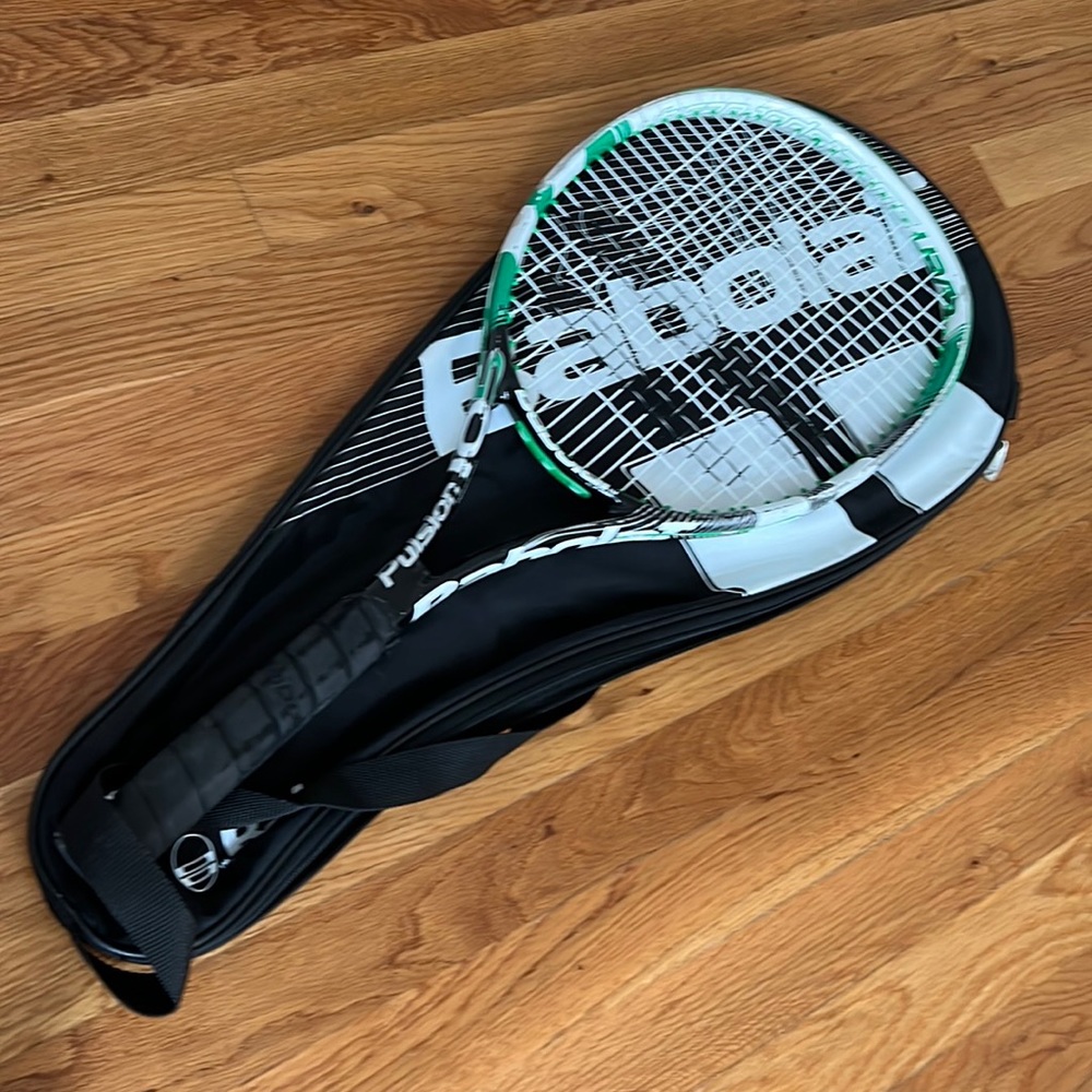 Babolat oilskin 105 tennis racquet